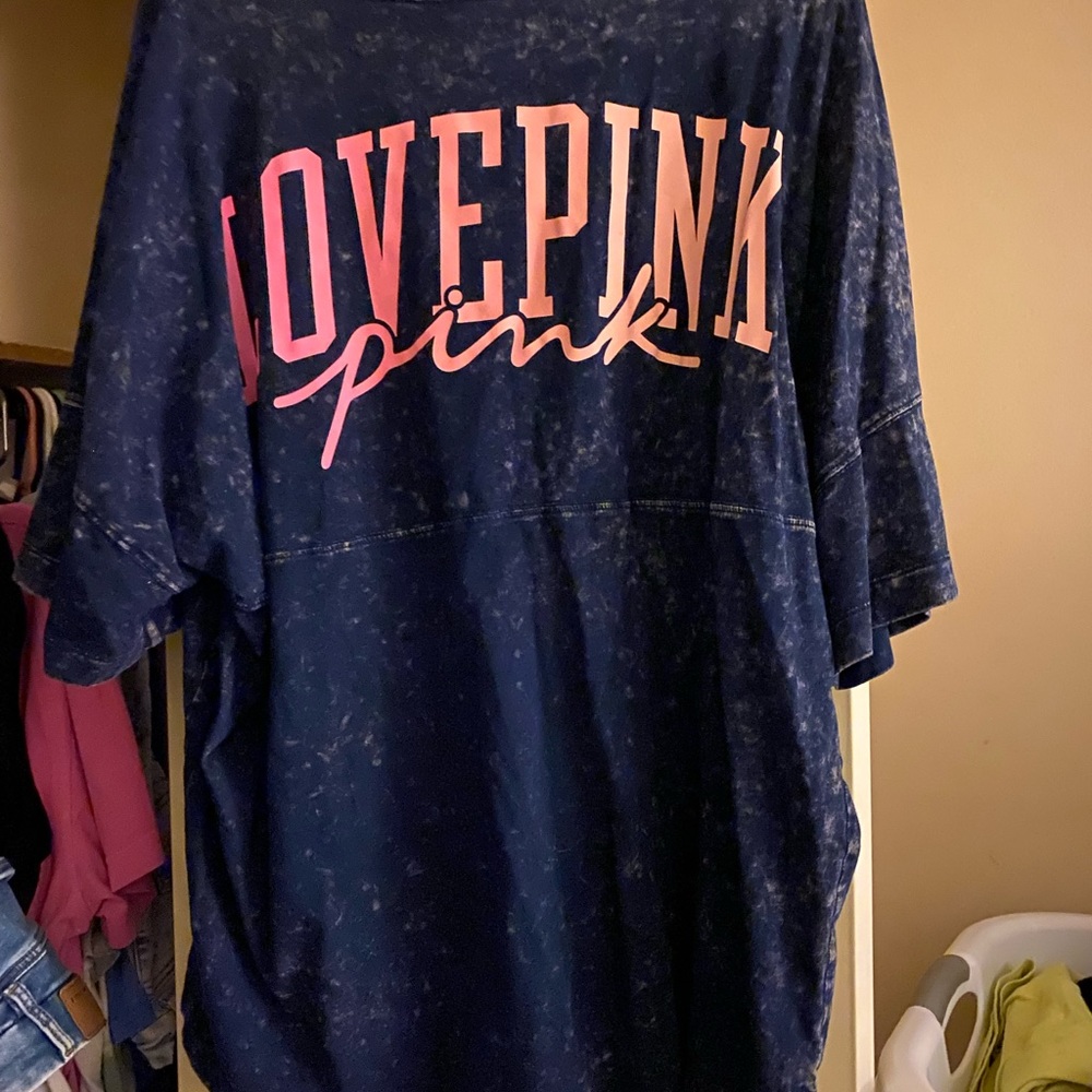 Like new VS Pink varsity tee